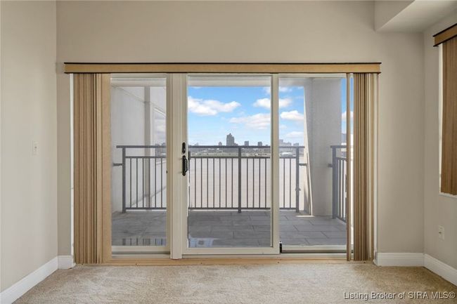 APT-908 - 1 Riverpointe Plz, Condo with 2 bedrooms, 2 bathrooms and null parking in Jeffersonville IN | Image 27