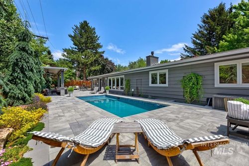 3011 N Crane Creek Rd, Boise, ID, 83702-1410 | Card Image