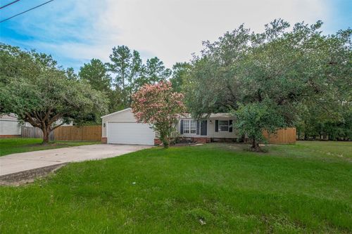 16282 Wild Oak Ln, Conroe, TX, 77302-8046 | Card Image
