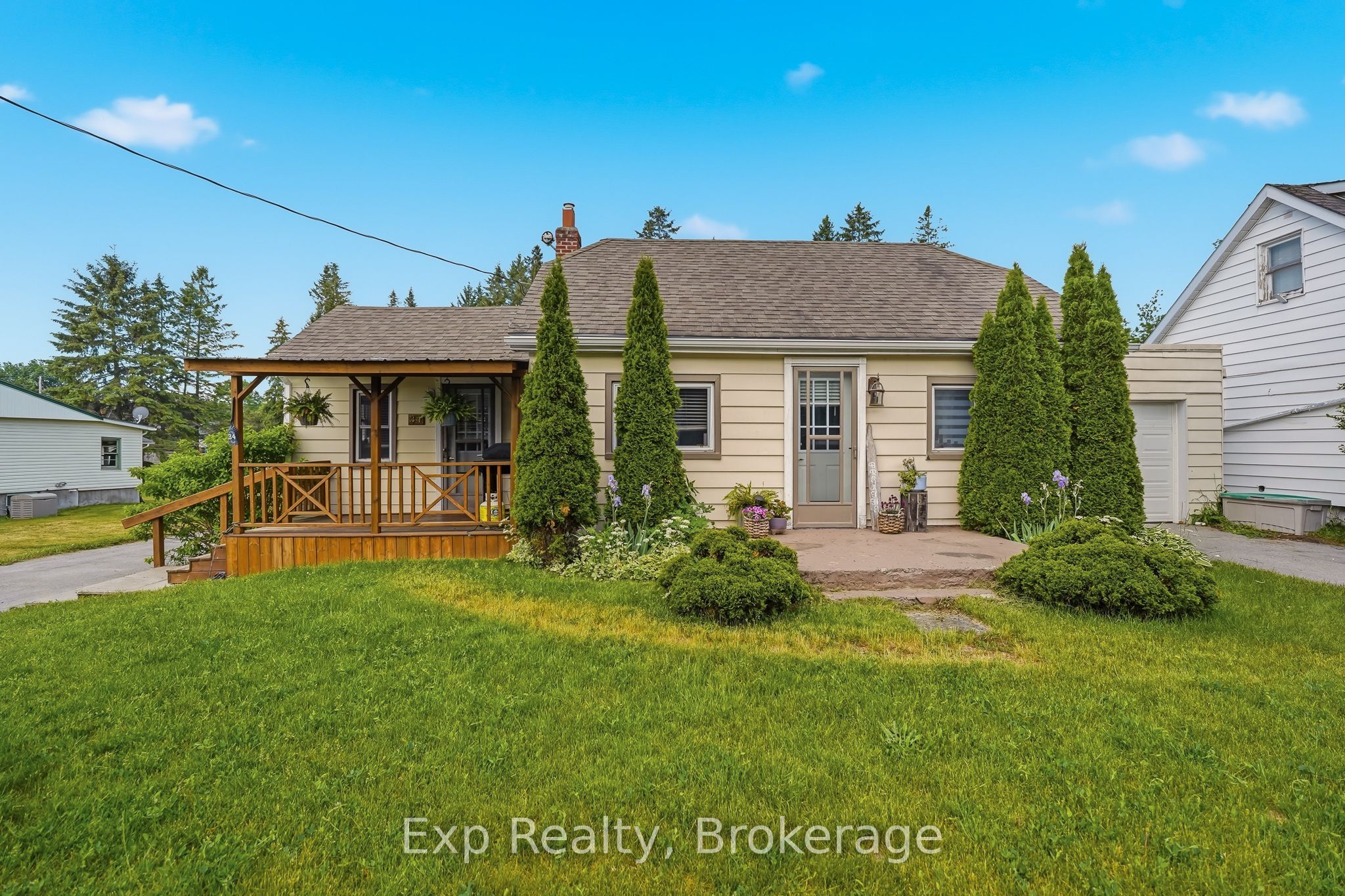 Residential in Quinte West