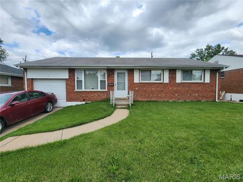 9340 Bellefontaine Rd, Saint Louis, MO, 63137-1307 | Card Image