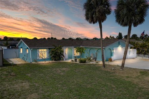 1004 Sago Palm Way, Apollo Beach, FL, 33572-2004 | Card Image
