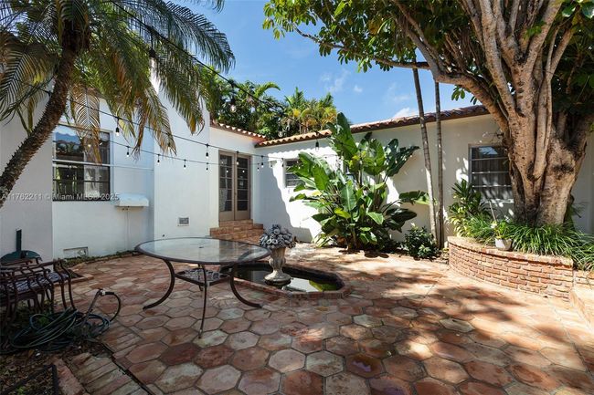 485 Ne 96 Th St, House other with 4 bedrooms, 3 bathrooms and null parking in Miami Shores FL | Image 12