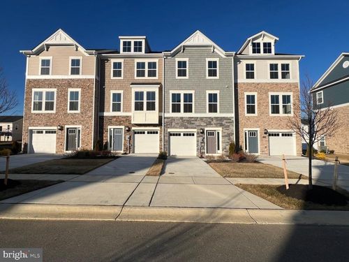 10999 Barnard Pl, WHITE PLAINS, MD, 20695-0027 | Card Image
