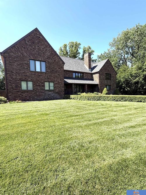 2303 Elk St, Beatrice, NE, 68310-3406 | Card Image
