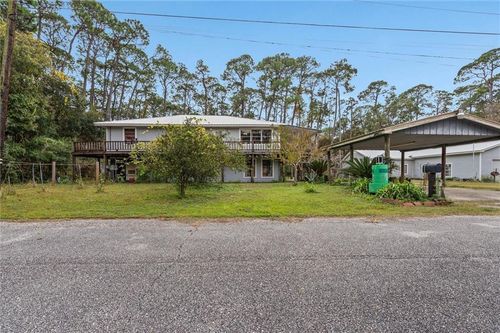 711 Ingraham Pl, Dauphin Island, AL, 36528-4450 | Card Image