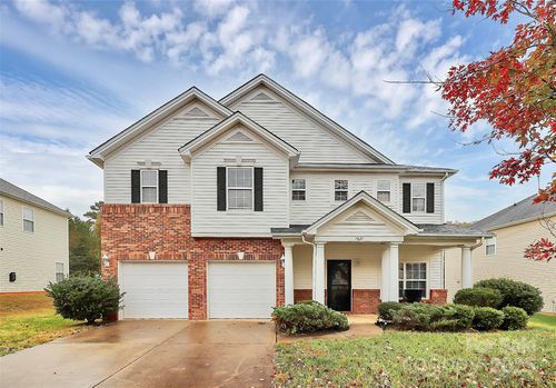 7827 Kuck Rd, Mint Hill, NC, 28227-4385 | Card Image