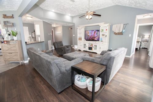 320 Anchor Way, League City, TX, 77573-9240 | Card Image