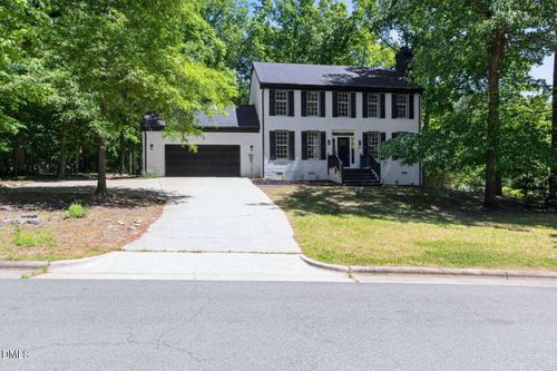 101 Hanover Pl, Chapel Hill, NC, 27516-9493 | Card Image