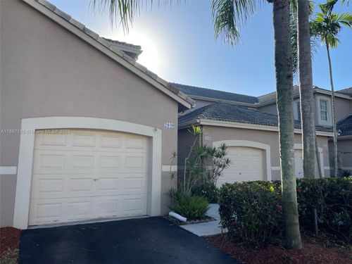2040-2040 Pompeii Ct, Weston, FL, 33327-1912 | Card Image