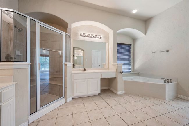 Primary bathroom | Image 13