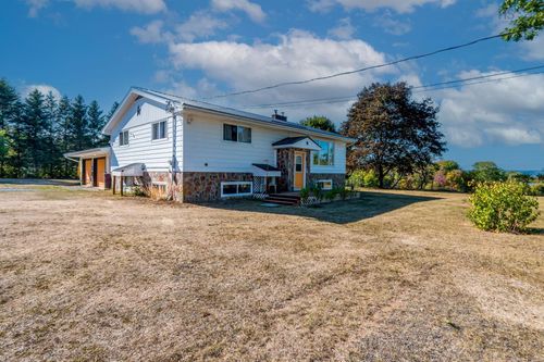 387 Lawrence Rd, Rockland, NS, B0P1E0 | Card Image