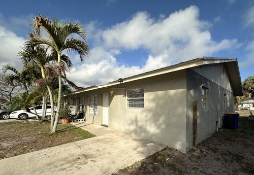 3365-3365 Se Garden St, Stuart, FL, 34997-5395 | Card Image