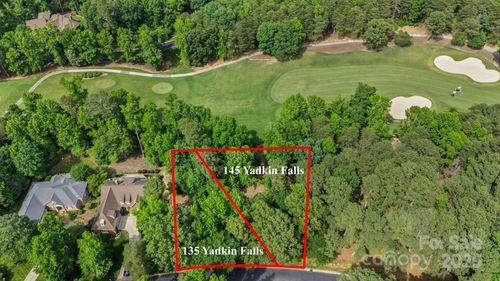 135 Yadkin Falls Rd, New London, NC, 28127-9136 | Card Image