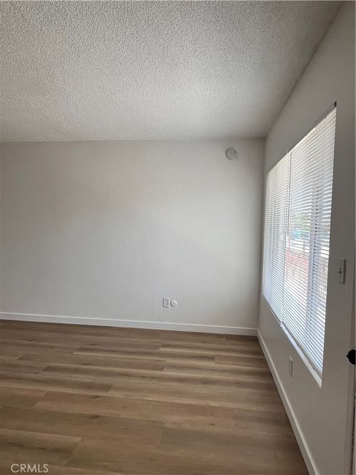 1-2844 Ardmore, South Gate, CA, 90280 | Card Image