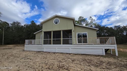 632 Carver Cir, Alford, FL, 32420-6102 | Card Image