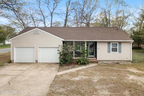 371 Constitution Dr, Forked River, NJ, 08731-1724 | Card Image