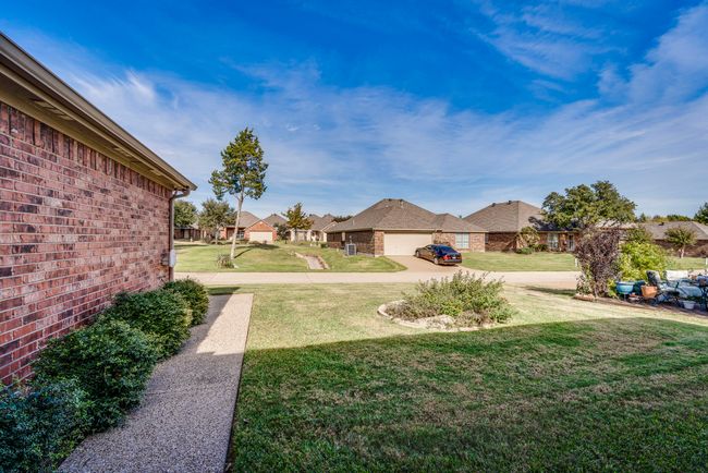 View of yard | Image 8