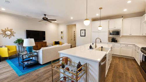 917 Ufton Aly, Collierville, TN, 38017-1408 | Card Image