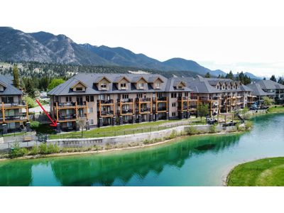 416A - 400 Bighorn Blvd, Condo with 3 bedrooms, 3 bathrooms and null parking in Radium Hot Springs BC | Image 3