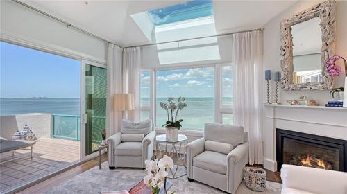 136-340 Gulf Of Mexico Dr, LONGBOAT KEY, FL, 34228-4025 | Card Image