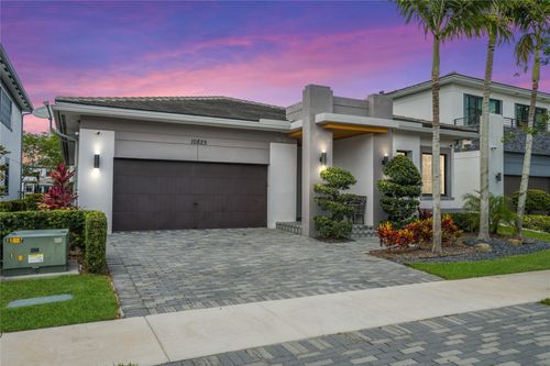 10825 Pacifica Way, Parkland, FL, 33076-3922 | Card Image