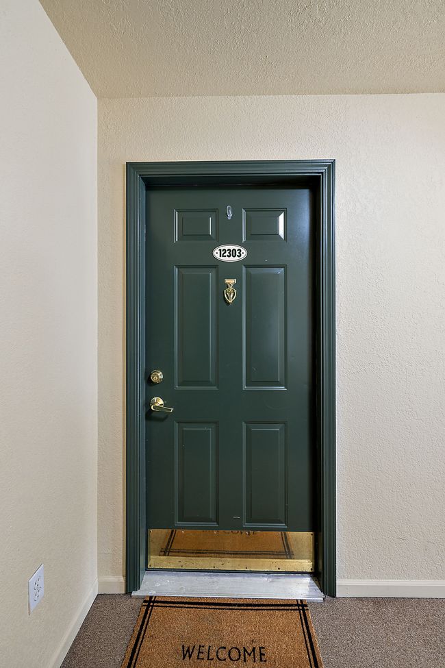 12303 Pinehurst Ln, Condo with 2 bedrooms, 2 bathrooms and null parking in Grand Blanc MI | Image 9
