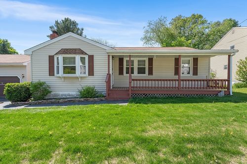 76 N Main St, Bellingham, MA, 02019-1451 | Card Image