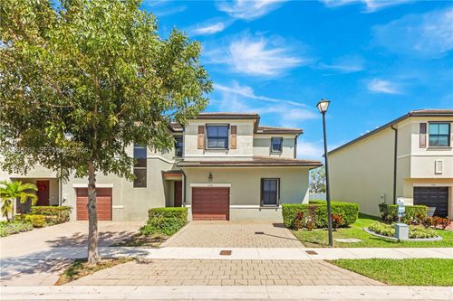 3375 W 100th Ter, Hialeah, FL, 33018 | Card Image