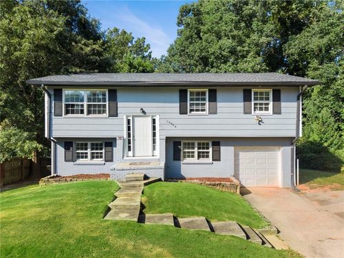 10555 Thrasher Rd, Jonesboro, GA, 30238-6664 | Card Image