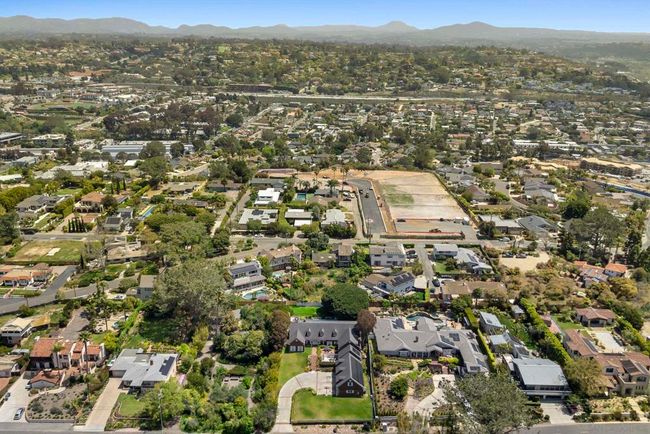 512 S Granados Ave, House other with 5 bedrooms, 5 bathrooms and 8 parking in Solana Beach CA | Image 24