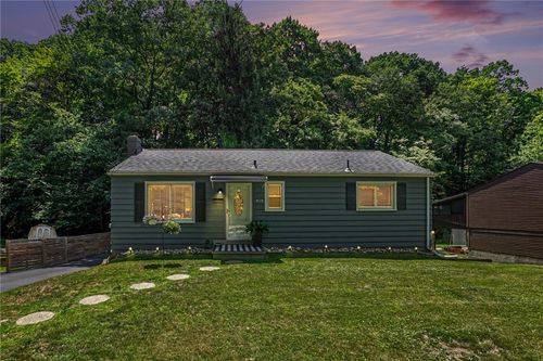 415 Jacks Run Rd, Pittsburgh, PA, 15202-1210 | Card Image
