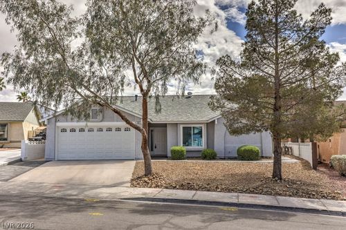 927 Anchor Dr, Henderson, NV, 89015-5663 | Card Image