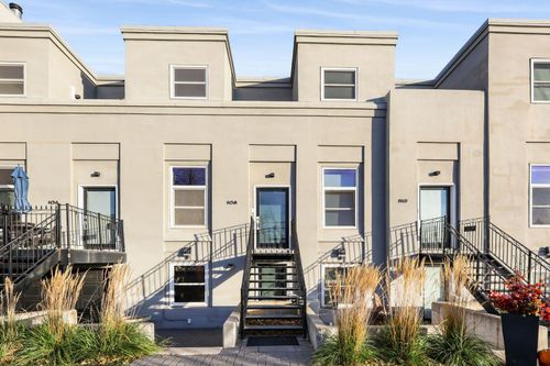 108 18 Ave Se, Calgary, AB, T2G1K8 | Card Image