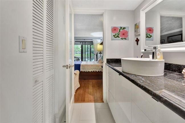 APT-112 - 2304 S Cypress Bend Dr, Condo with 1 bedrooms, 2 bathrooms and null parking in Pompano Beach FL | Image 17
