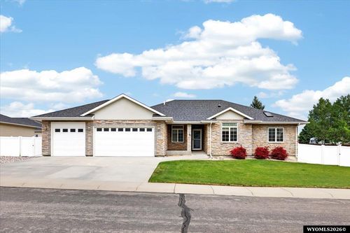 1406 Yorkshire, Casper, WY, 82609 | Card Image