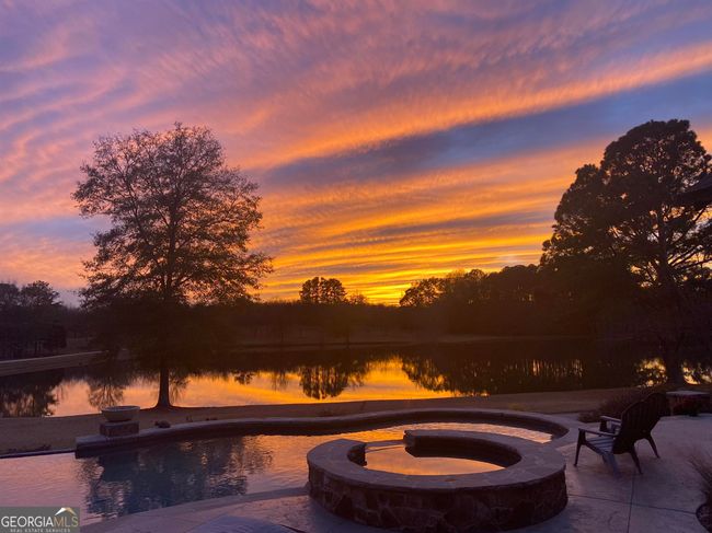 2066 Drew Allen Rd, House other with 4 bedrooms, 3 bathrooms and 3 parking in Williamson GA | Image 10
