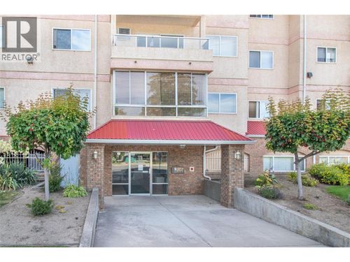 304-1318 Richter St, Kelowna, BC, V1Y2L3 | Card Image