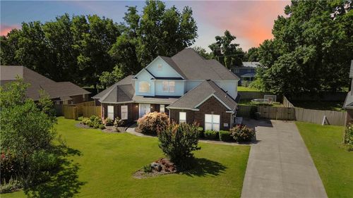 3759 E Caston Dr, Fayetteville, AR, 72701-2998 | Card Image