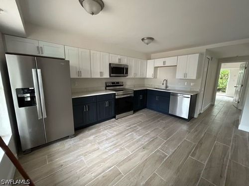 3-1555 Blue Point Ave, NAPLES, FL, 34102-0636 | Card Image