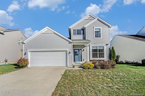 481 Elm St, Chelsea, MI, 48118-1568 | Card Image