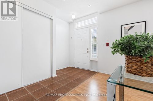 104-3400 Lake Shore Blvd W, Etobicoke, ON, M8W4Z9 | Card Image