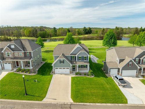 5810 Quarry Lake Dr Se, East Canton, OH, 44730-9489 | Card Image