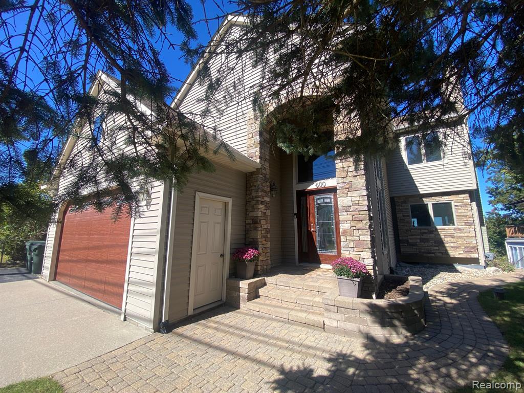 Heights Rd, Lake Orion, MI 48362 #1