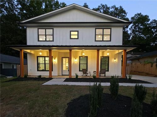 1102 Morley Ave Se, Atlanta, GA, 30312-3831 | Card Image