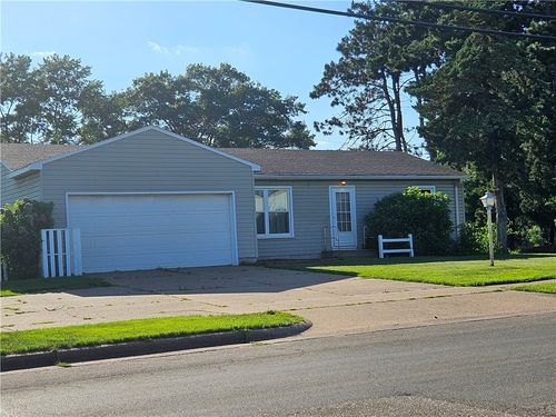 1632 Starr Ave, Eau Claire, WI, 54703-1833 | Card Image