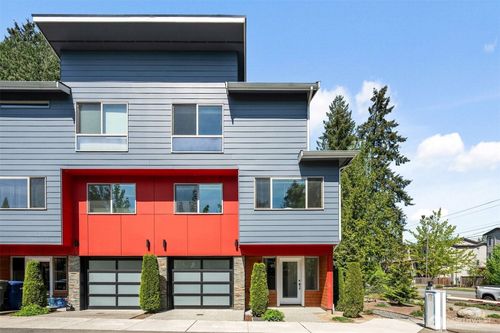 b6-19305 7th Ave W, Lynnwood, WA, 98036-4979 | Card Image