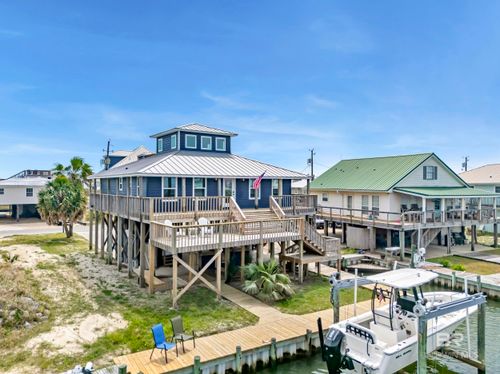 2238 Mallard St, Dauphin Island, AL, 36528-4244 | Card Image