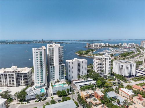 unit-5s-605 S Gulfstream Ave, SARASOTA, FL, 34236-6796 | Card Image