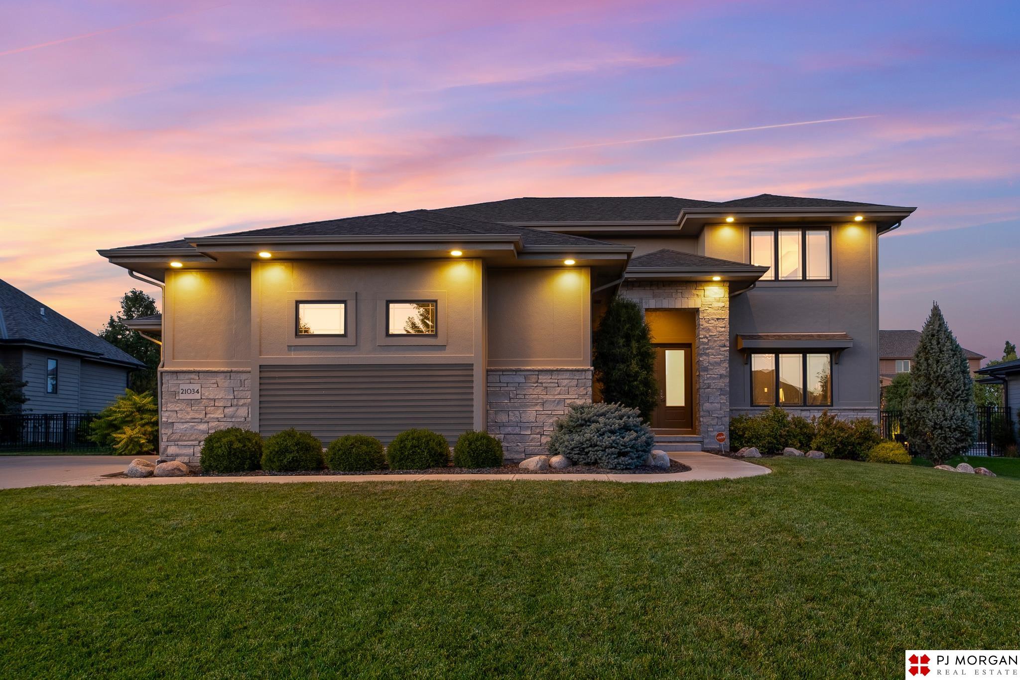 X St, Elkhorn, NE 68022